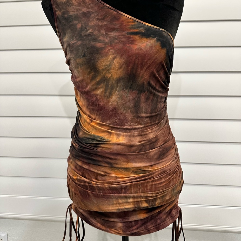 Tie-Dye One-Shoulder Dress